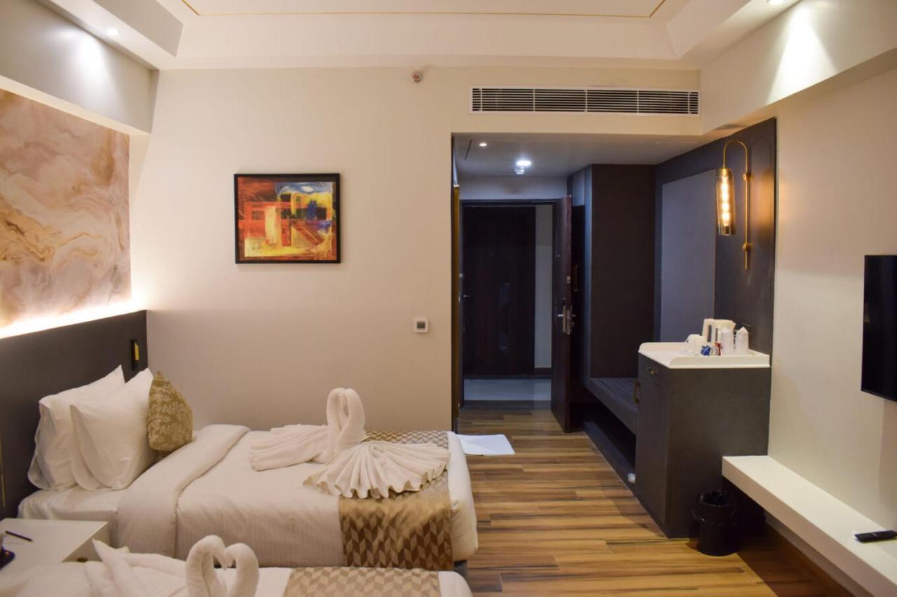 Tulip Inn Shravasti Bahraich Ngoại thất bức ảnh