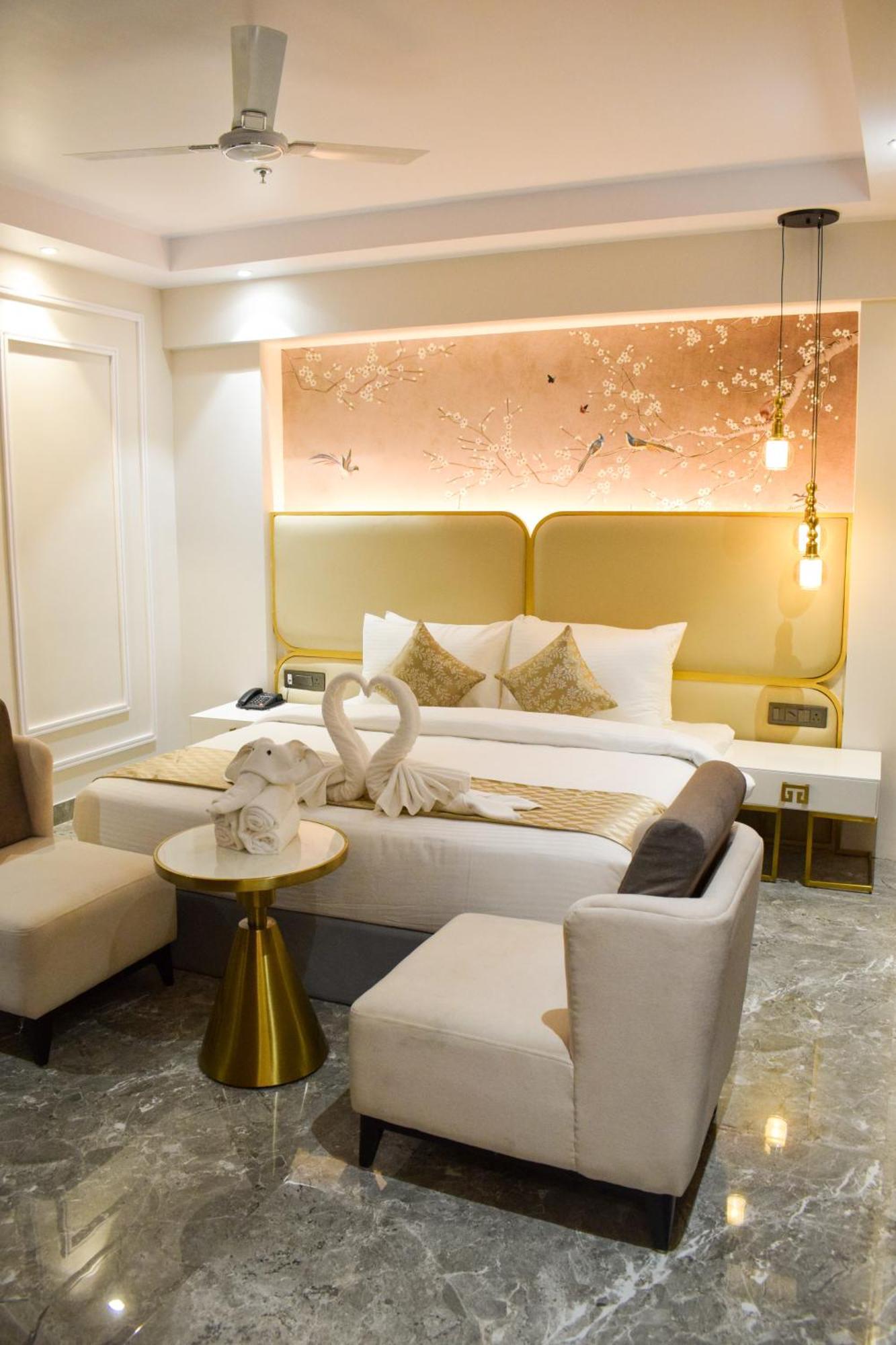 Tulip Inn Shravasti Bahraich Ngoại thất bức ảnh